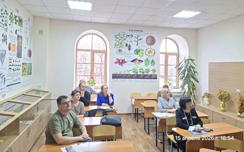 Дроны в сельском хозяйстве, перспективные сортообразцы сои, влияние способов посева на семенную продуктивность. Эти и другие темы научные сотрудники ВНИИ сои осветили на конференции о проблемах и перспективах агропромышленного комплекса