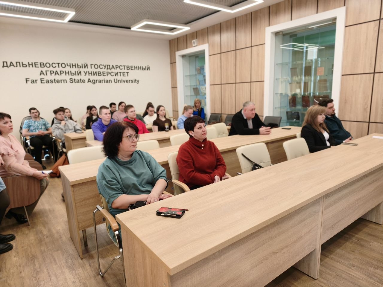 Со школьной скамьи – на высокооплачиваемую работу. ВНИИ сои продолжает проводить профориентационные встречи в школах и вузах области