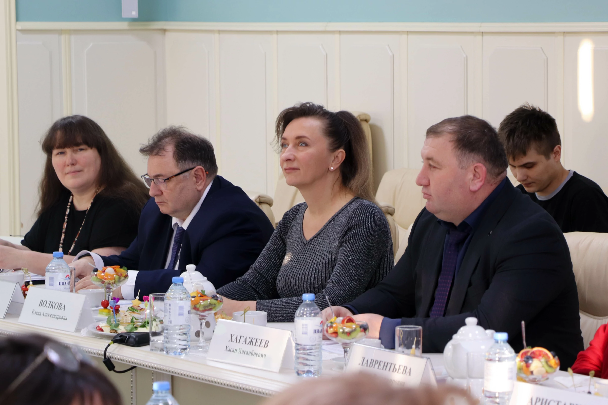 Директор ВНИИ сои Елена Волкова приняла участие в заседании круглого стола «Научно-образовательный кластер — возможности для экономики страны и Республики Адыгея», которое состоялось в Майкопском ГТУ